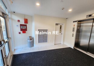 180 Amory St, Unit 204 in Boston, MA - Building Photo - Building Photo