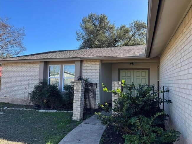 11601 Gungrove Cir in Austin, TX - Building Photo - Building Photo