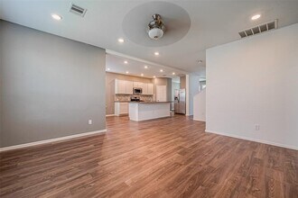 7603 Rainy Valley Ln in Rosenberg, TX - Building Photo - Building Photo