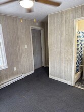 3961 Logan Ave in Waterloo, IA - Building Photo - Building Photo