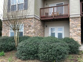 1601 Harts Ridge Dr in Seneca, SC - Building Photo