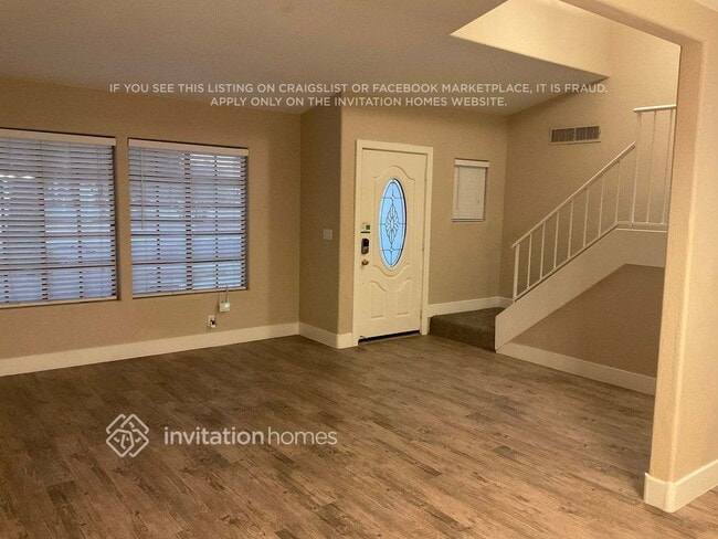 2335 Lone Pine Dr in Henderson, NV - Building Photo - Building Photo