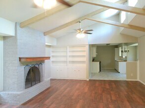 4622 Newbury Ln in Corpus Christi, TX - Building Photo - Building Photo
