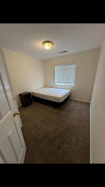 444 Sunland Dr in Saint George, UT - Building Photo
