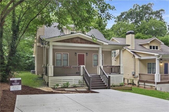 property at 2640 Oakdale St NW