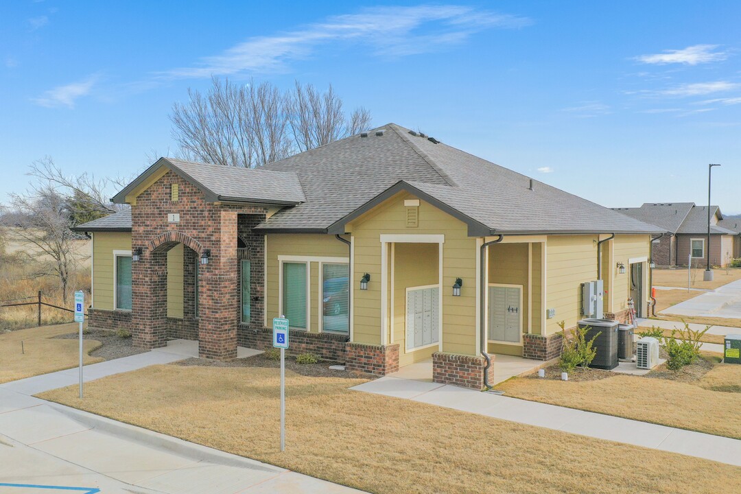 Legacy Trails of Decatur - 55 Plus Apartments in Decatur, TX - Building Photo