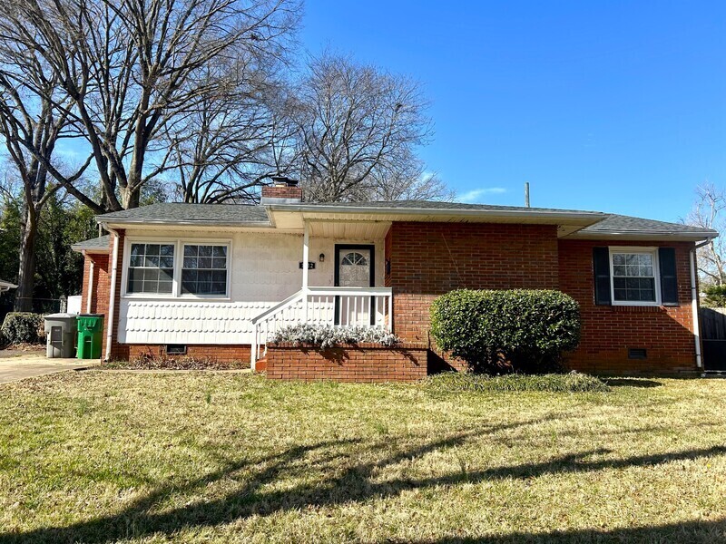 1012 Sewickley Dr in Charlotte, NC - Building Photo