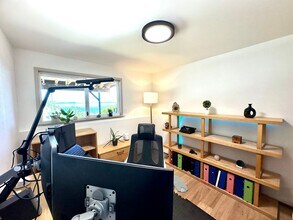10 Vista Del Mar St in Camano, WA - Building Photo - Building Photo