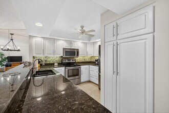 2800 N Ocean Dr in Riviera Beach, FL - Building Photo - Building Photo