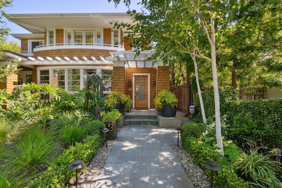 1430 Harker Ave in Palo Alto, CA - Building Photo