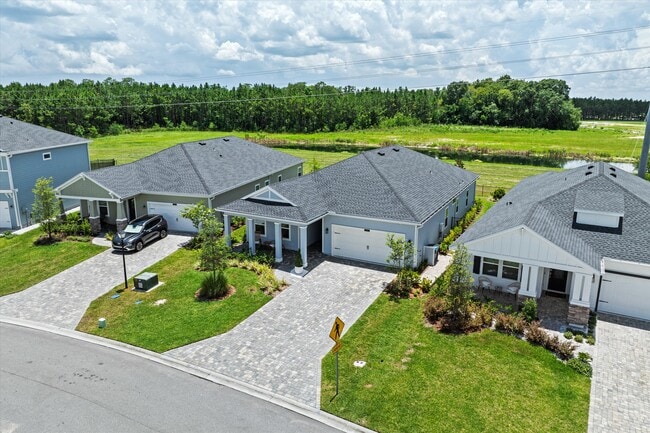 294 Varner Way in St. Augustine, FL - Foto de edificio - Building Photo