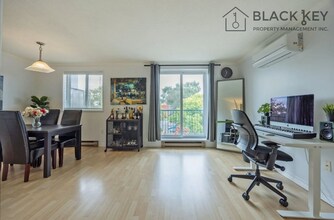 986 Huron St in London, ON - Building Photo - Building Photo