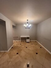 12507 El Camino Real in San Diego, CA - Foto de edificio - Building Photo