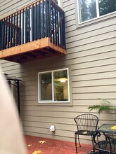 27130 E Sleret Ln in Welches, OR - Building Photo - Building Photo