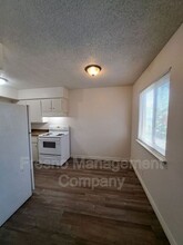 1341 E San Bruno Ave in Fresno, CA - Building Photo - Building Photo