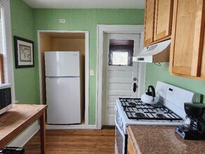2823 11th Ave S, Unit Upper Duplex in Minneapolis, MN - Building Photo - Building Photo