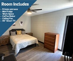 1926 Drum Dr in Kissimmee, FL - Building Photo