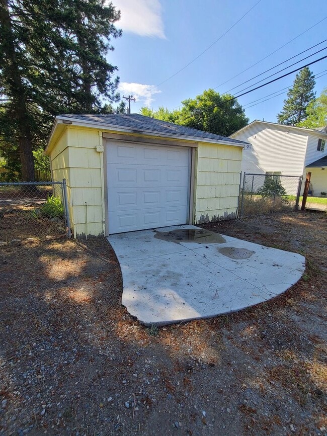 property at 111 E 11th Ave