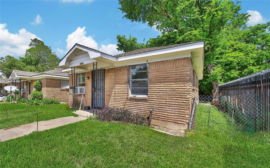 2310 Kabee St in Houston, TX - Building Photo
