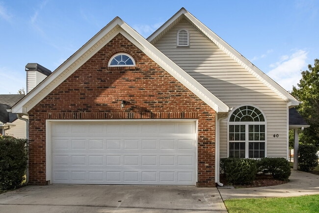 property at 40 Belltree Cir