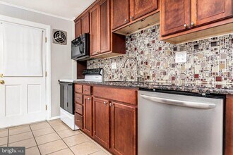 355 W 12th Ave in Conshohocken, PA - Building Photo - Building Photo