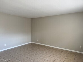 218 SE 16th Pl in Cape Coral, FL - Building Photo - Building Photo