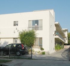 3235 Andrita St in Los Angeles, CA - Building Photo - Building Photo