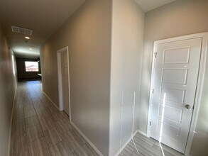 768 Amatista Lp SE in Rio Rancho, NM - Building Photo - Building Photo