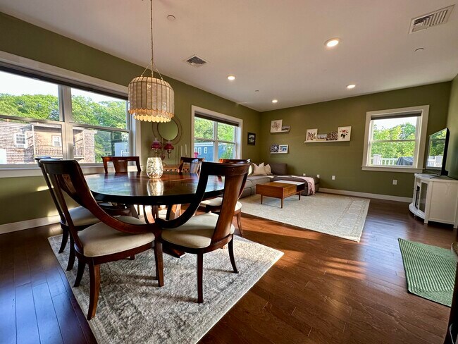 99 Brookley Rd, Unit 3 in Boston, MA - Building Photo - Building Photo