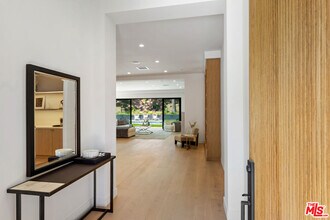 20215 Lorenzana Dr in Los Angeles, CA - Building Photo - Building Photo