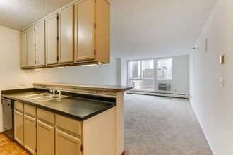 433 S 7th St, Unit #1821 in Minneapolis, MN - Foto de edificio - Building Photo