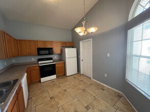 2304 Hickory Pine St in Orlando, FL - Building Photo - Building Photo