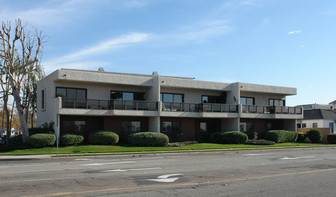 220 1st St Apartments