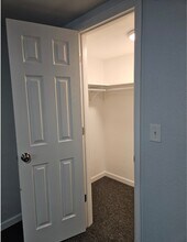 1575 S Clermont St in Denver, CO - Building Photo - Building Photo