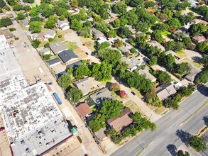 7948 Habersham Ln in Dallas, TX - Building Photo - Building Photo