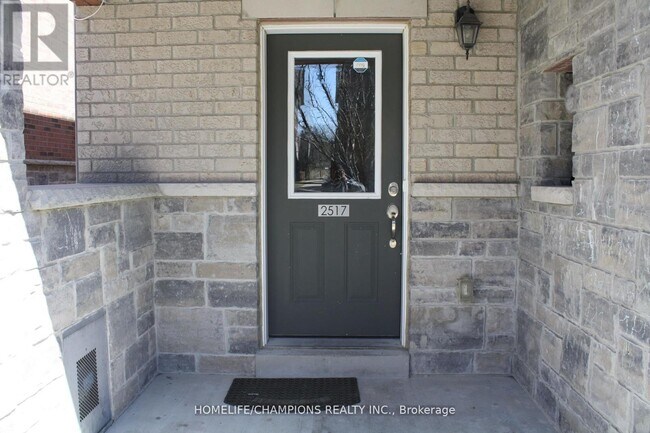 2517 Boston Gln in Pickering, ON - Building Photo - Building Photo