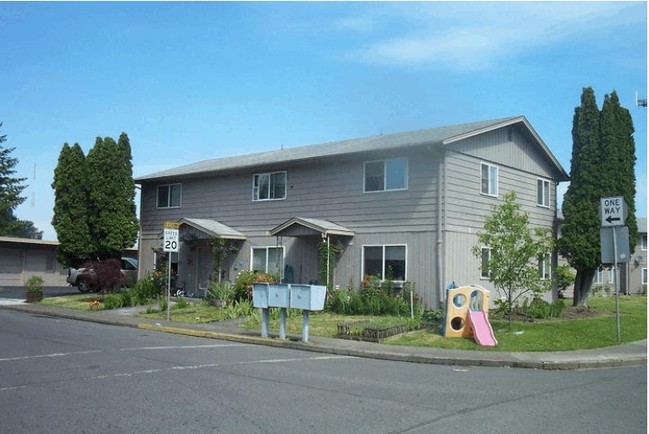 Park Place West in Longview, WA - Building Photo - Building Photo