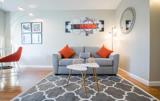 201 W 87th St in New York, NY - Building Photo