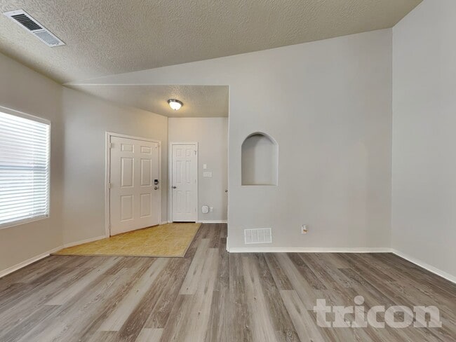 2956 Wilder Loop Northeast in Rio Rancho, NM - Foto de edificio - Building Photo