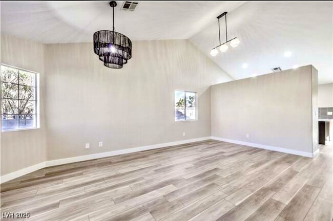 8745 Point Kathy Cir in Las Vegas, NV - Building Photo - Building Photo