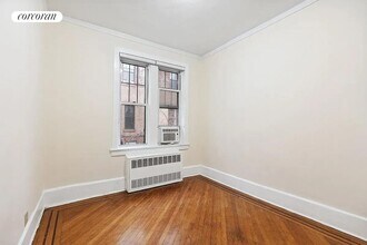11 Hunts Ln in Brooklyn, NY - Building Photo - Building Photo