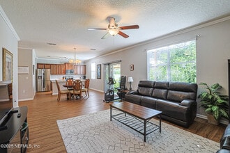 2408 Bonnie Lakes Dr in Green Cove Springs, FL - Building Photo - Building Photo