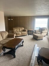 414 W Ridge St, Unit Downstairs in Marquette, MI - Foto de edificio - Building Photo