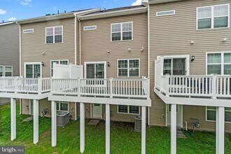 1309 Arvon Trl in Frederick, MD - Building Photo - Building Photo