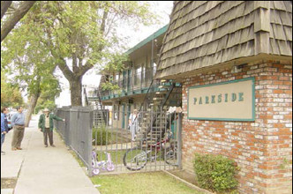 Parkside Apartments in Stockton, CA - Building Photo - Building Photo