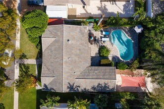 418 SE 3rd Terrace in Dania Beach, FL - Building Photo - Building Photo