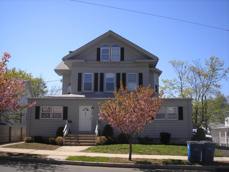 296 Lenox St, Unit 2 in New Haven, CT - Foto de edificio