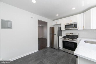 13 S Black Horse Pike in Haddon Heights, NJ - Building Photo - Building Photo