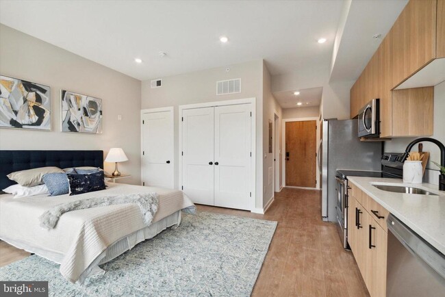 property at 308 W Chelten Ave