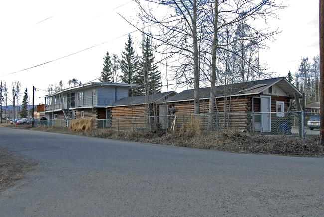 1128 Hess Ave in Fairbanks, AK - Building Photo - Building Photo